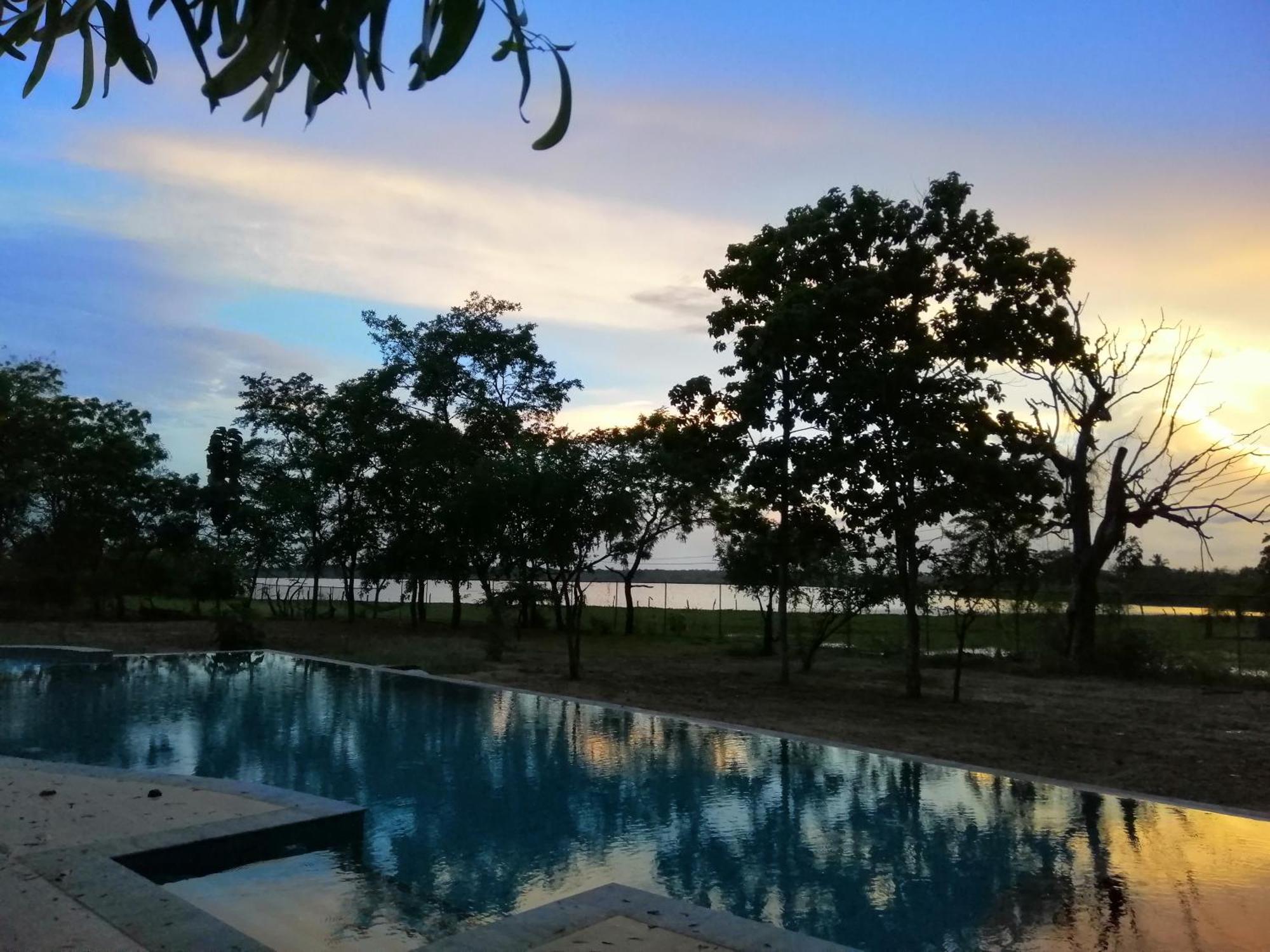 Breezy Lake ทิซซามาฮารามา ภายนอก รูปภาพ