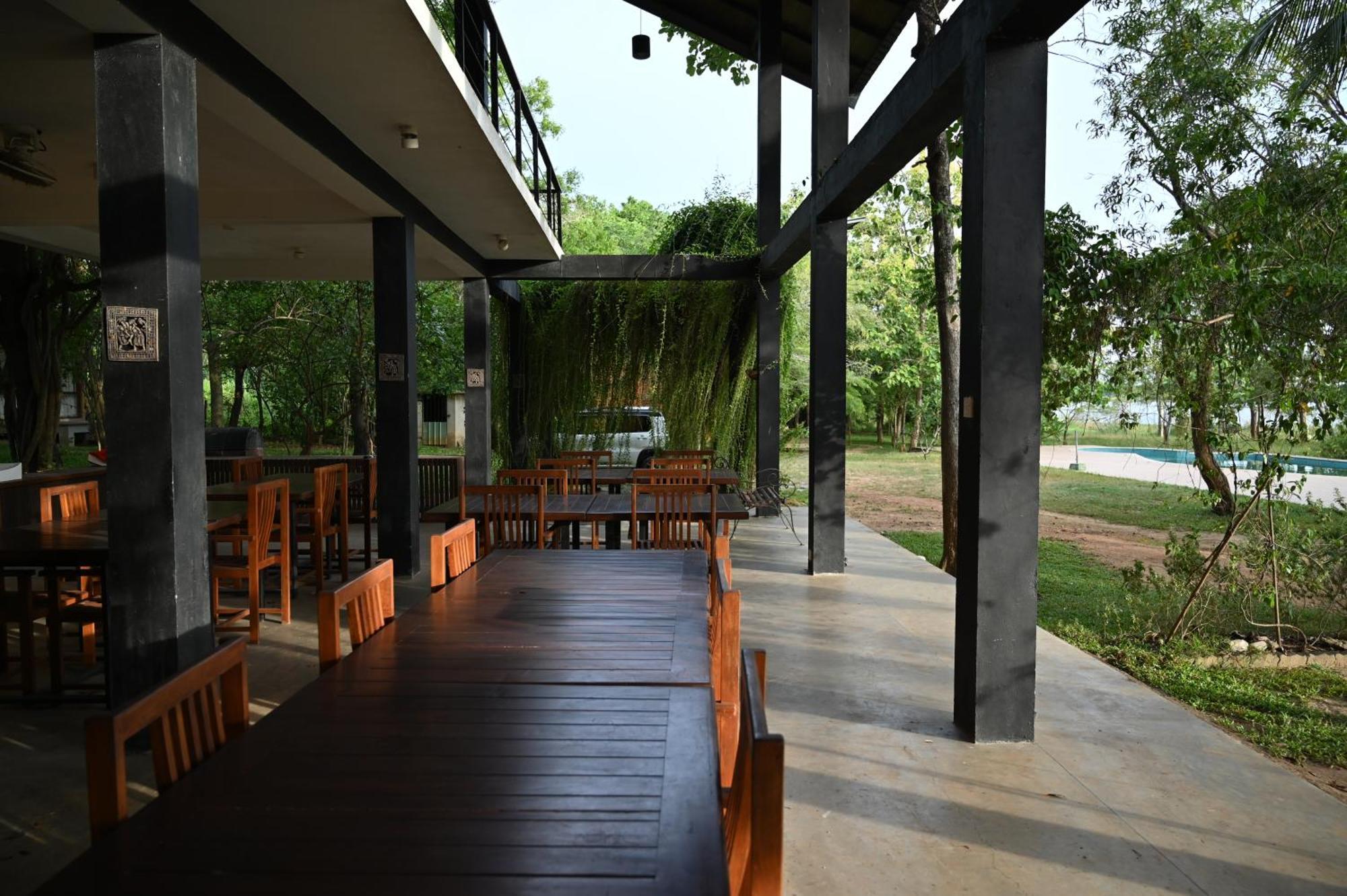Breezy Lake ทิซซามาฮารามา ภายนอก รูปภาพ